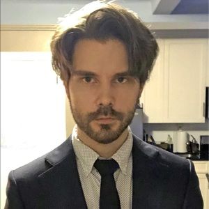 Meet your Posher, Adam